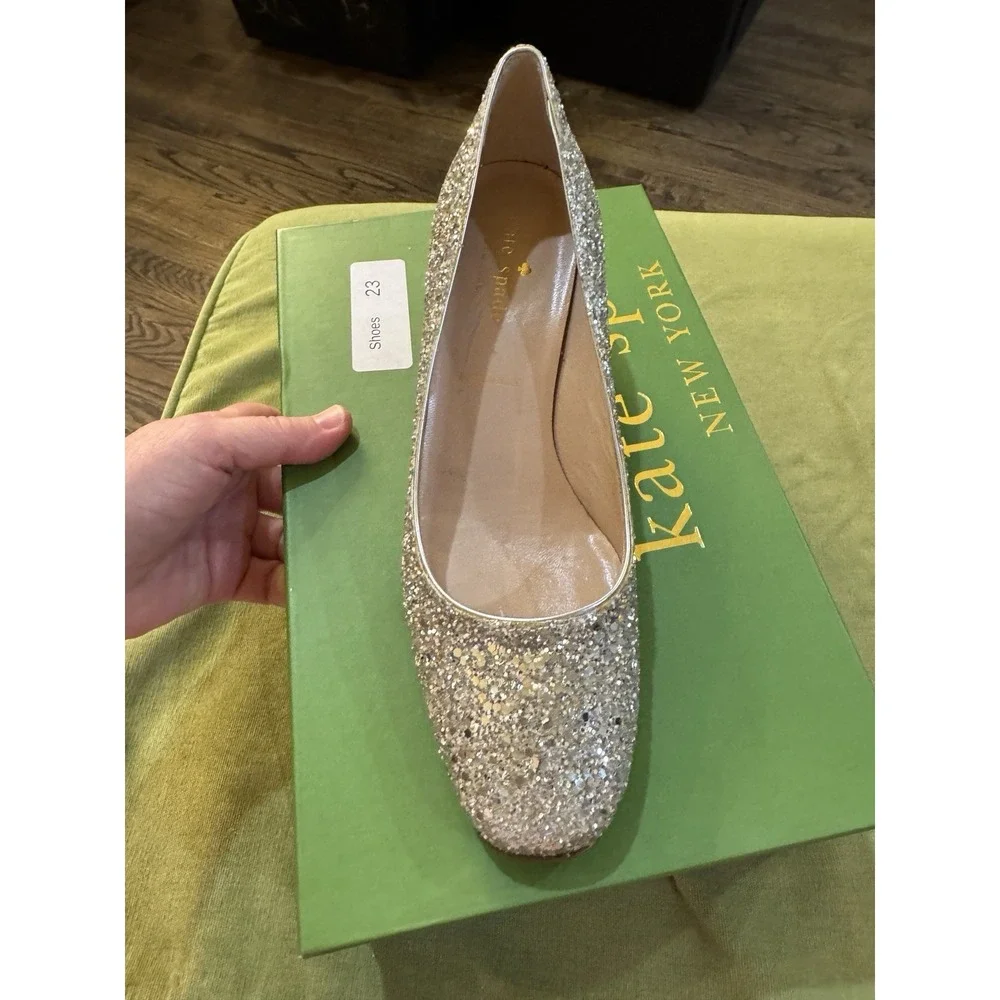 Kate Spade Dolores‎ Silver Gold Glitter Block Heel Pumps Women Size 6 Display